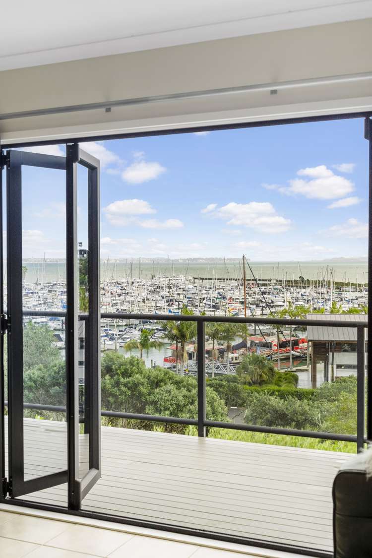 11 Tui Brae Beachlands_7