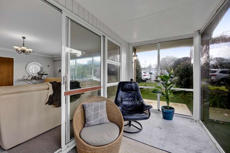 3 Climie Crescent Hawera_9