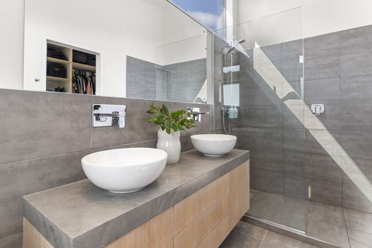 88 Queens Drive Oneroa_21