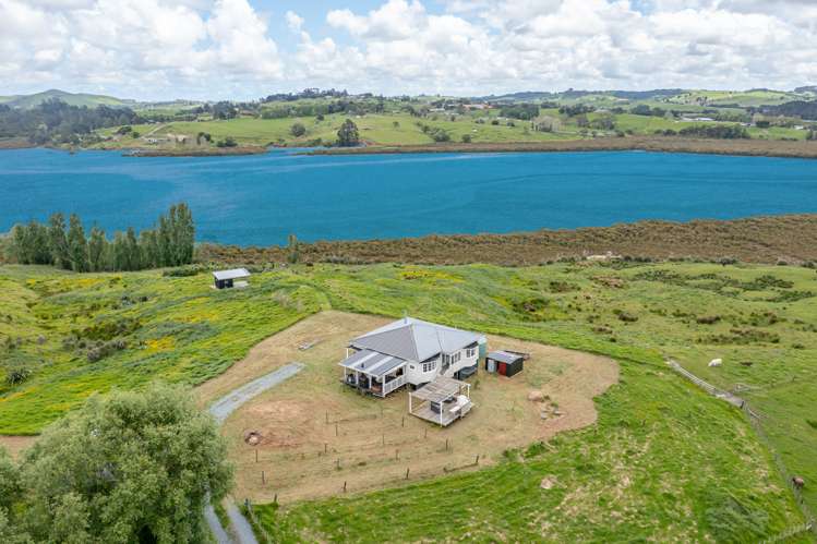 228 Petley Road Paparoa_1