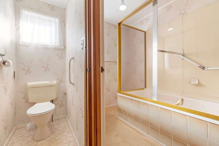 8 Warden Place Mangere Bridge_9