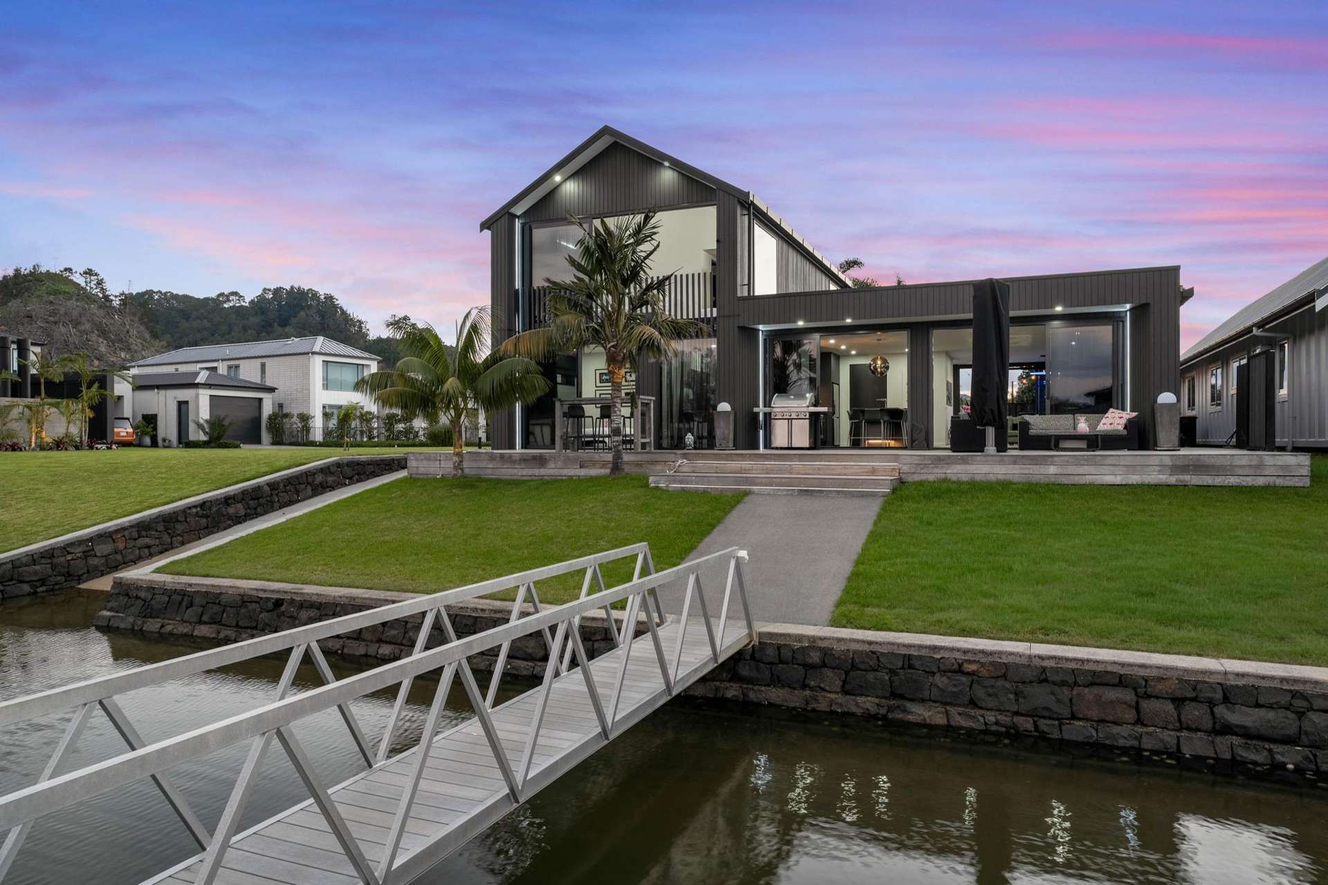 118 Motu Iti Pauanui_0