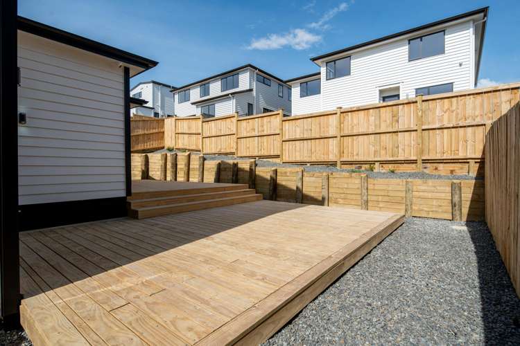 30 Black Shed Road Flat Bush_11