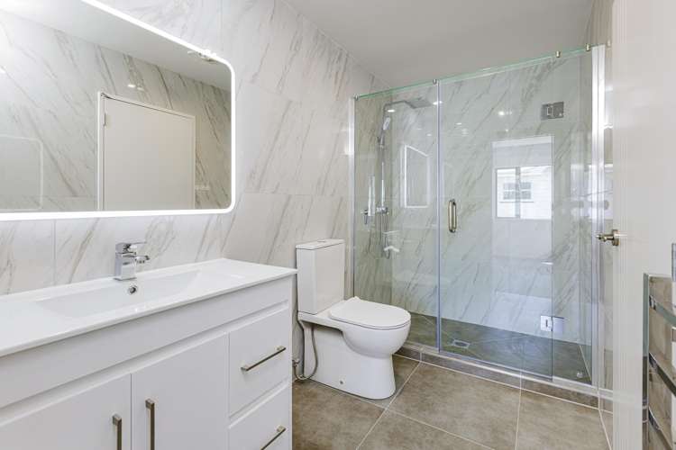 2/13D Miles Avenue_5