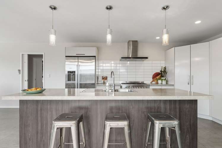 36 Benmore Crescent Pyes Pa_4