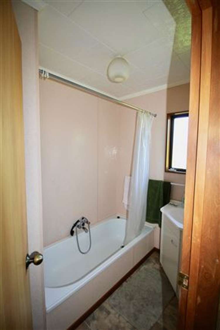 67 Chalet Crescent Hanmer Springs_14