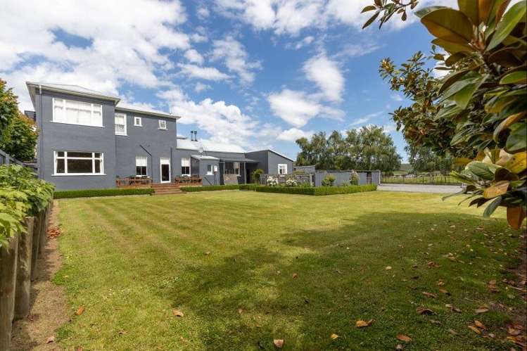 22-24 High Street Hunterville_24