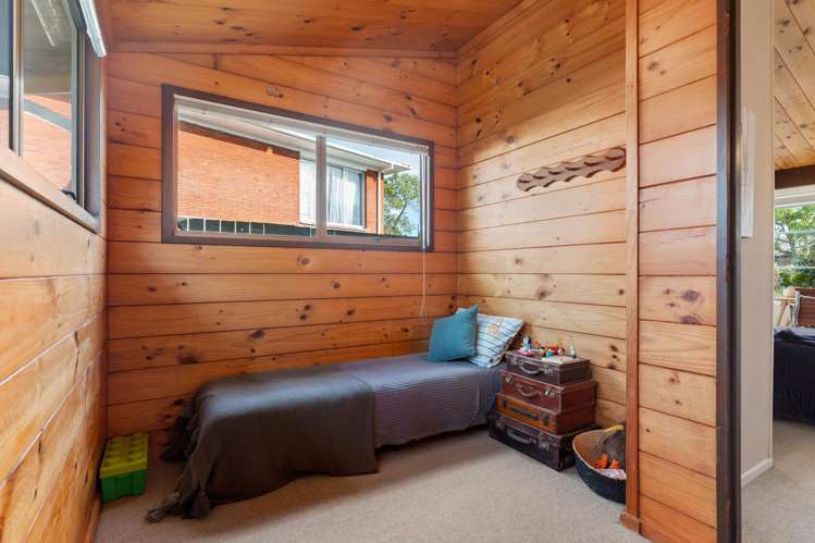 116 Muir Avenue Mangere Bridge_13