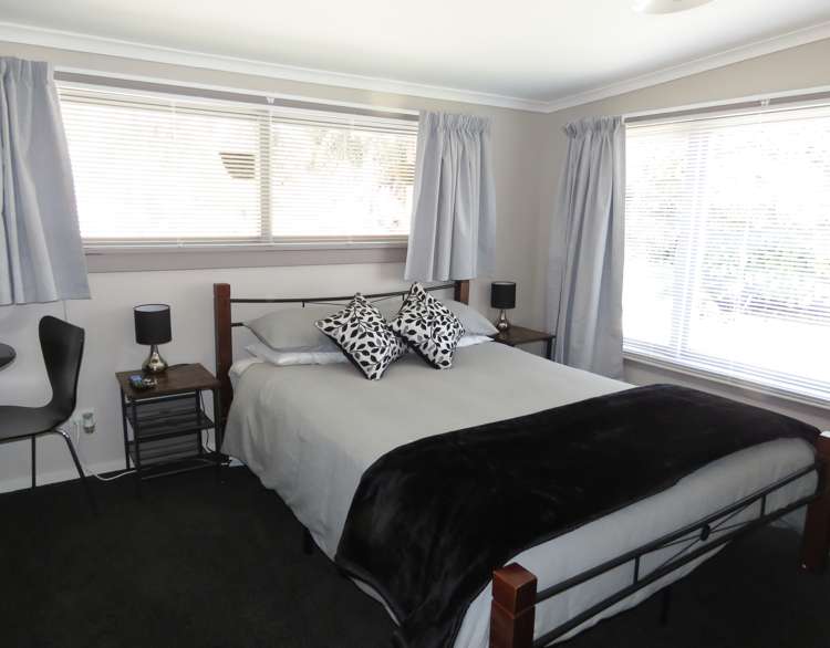 15 Grey Road Reefton_13