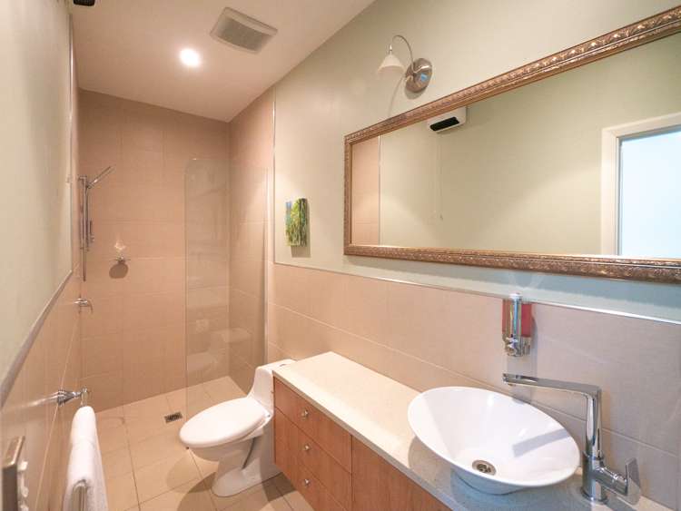 4/81 Moray Place Dunedin Central_7