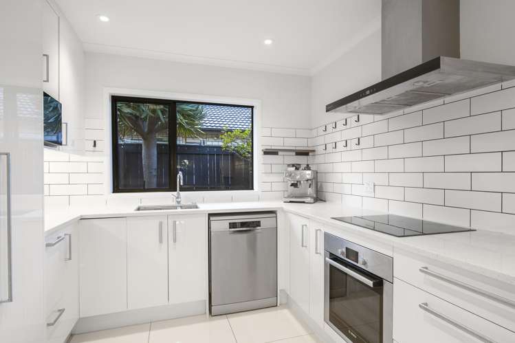5 William Gamble Drive Greenhithe_9