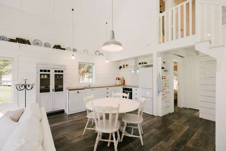 216 Rowes Road Hunterville_12