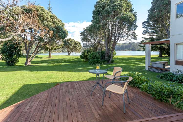 127 Patuwai Drive Whangamata_13