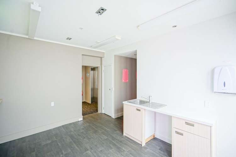 Whole Building/8 Cambridge Terrace Te Aro_8