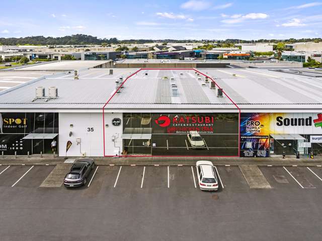 3/35 William Pickering Drive Albany_3
