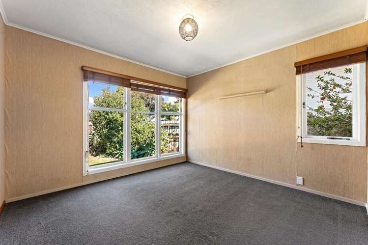 22 London Street Te Atatu Peninsula_9