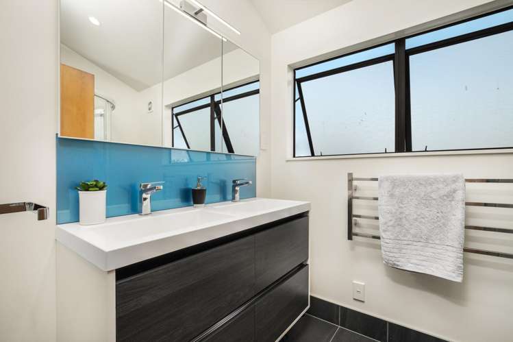 14 Hadley Wood Drive Wattle Downs_11