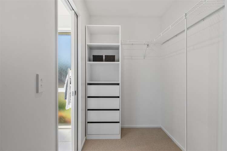 6 The Gate Yaldhurst_7