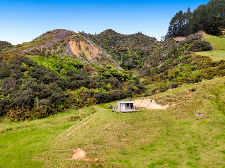 4020 Mokau Road Tongaporutu_9