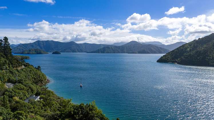 424 Port Underwood Road Whatamango Bay_39