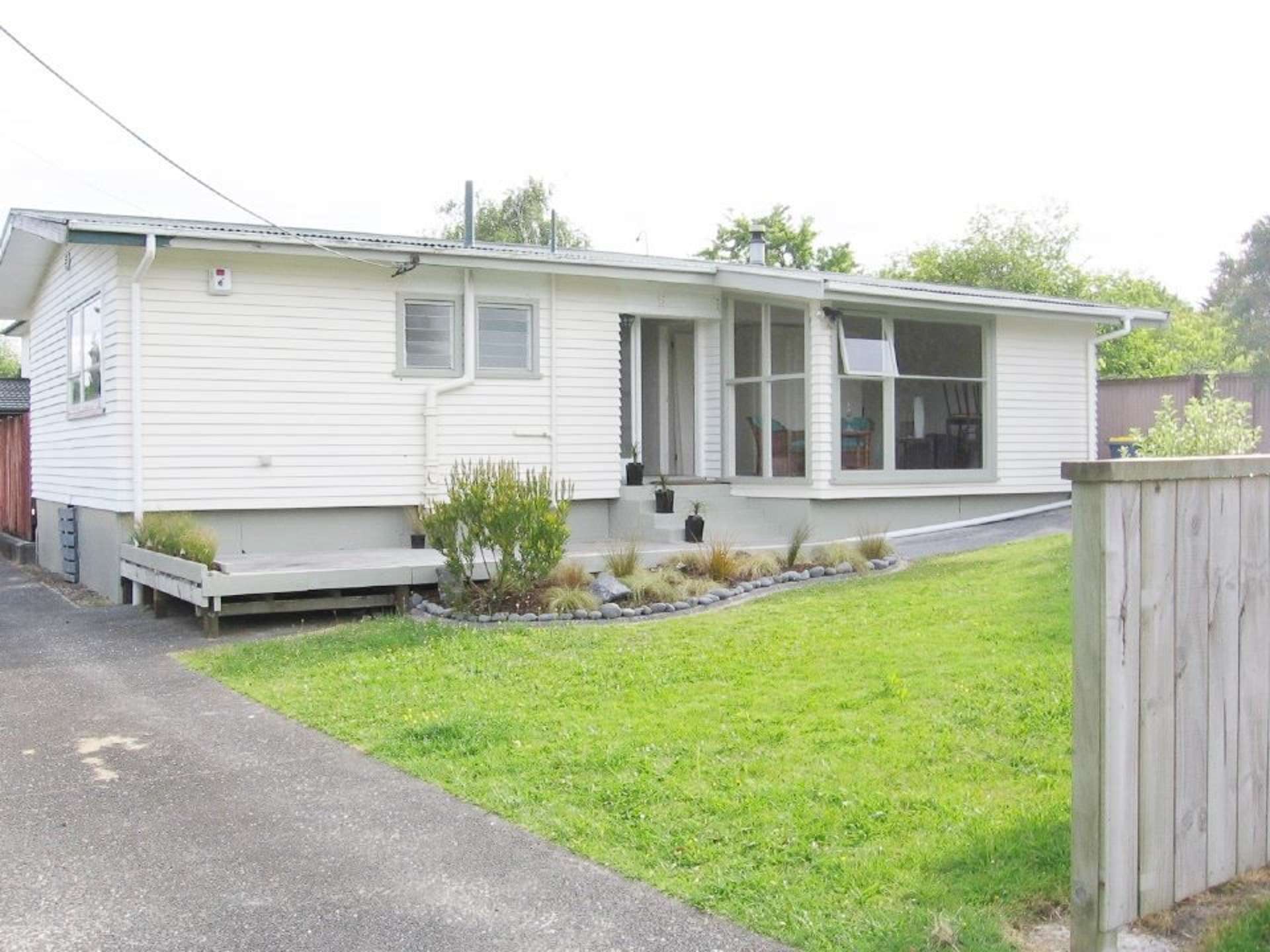 1 Renata Crescent Te Atatu Peninsula_0