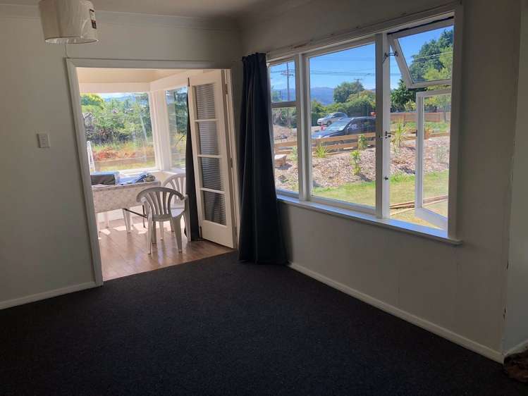 427 High Street South Carterton_4