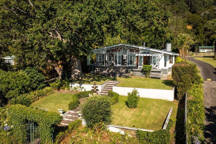 270 Thames Coast Road Thornton Bay_25