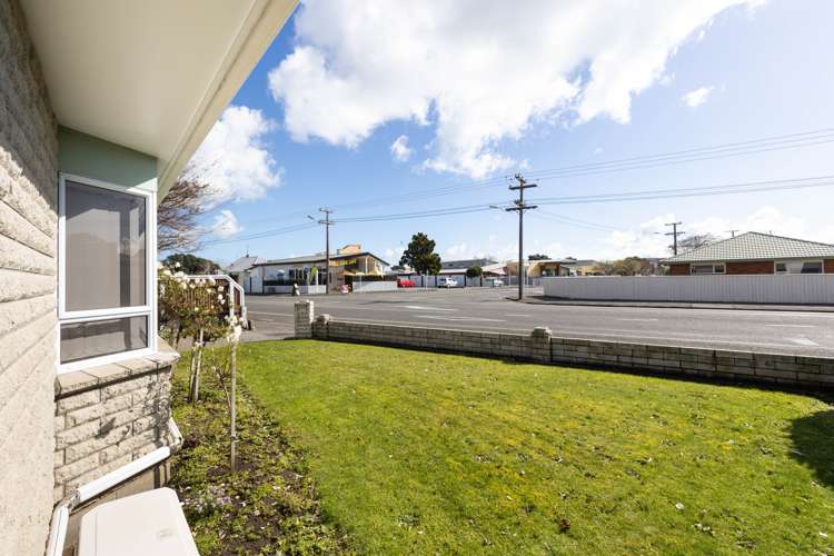 103 Tukapa Street Westown_22
