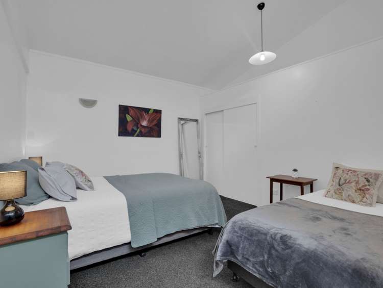 20 Campbell Street Leamington_11