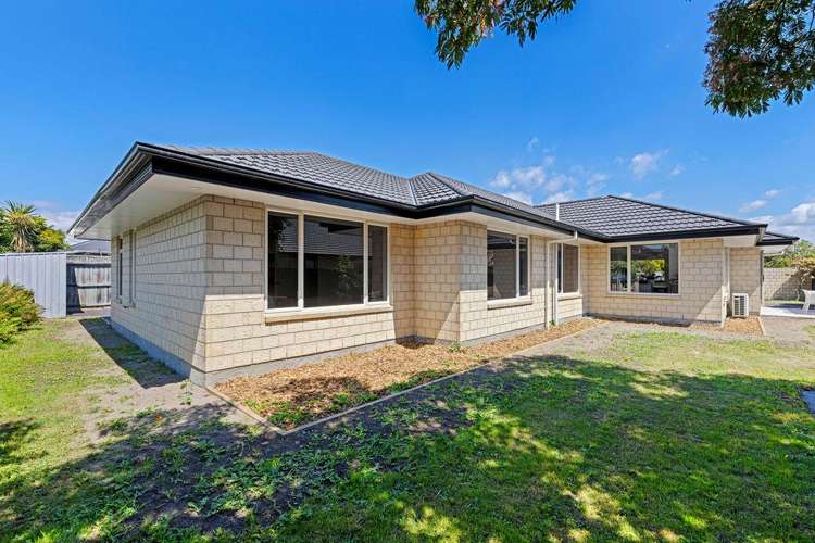 26 Glastonbury Drive Burwood_23