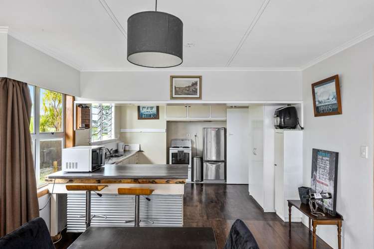 433 Pah Hill Road Wharehine_10