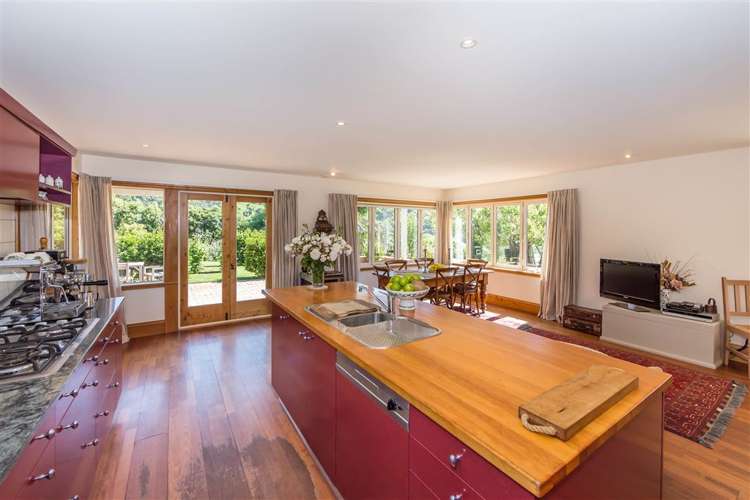 262 Wainui Main Road French Farm_3