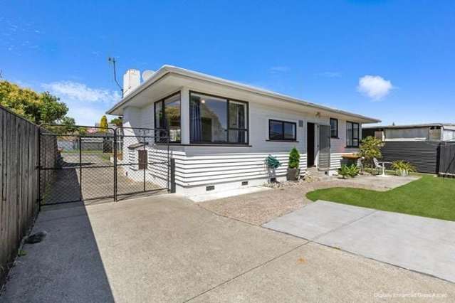76 Rugby Street Awapuni_1