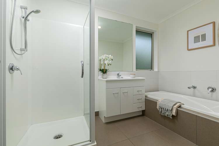 9 Bonny Crescent Massey_17