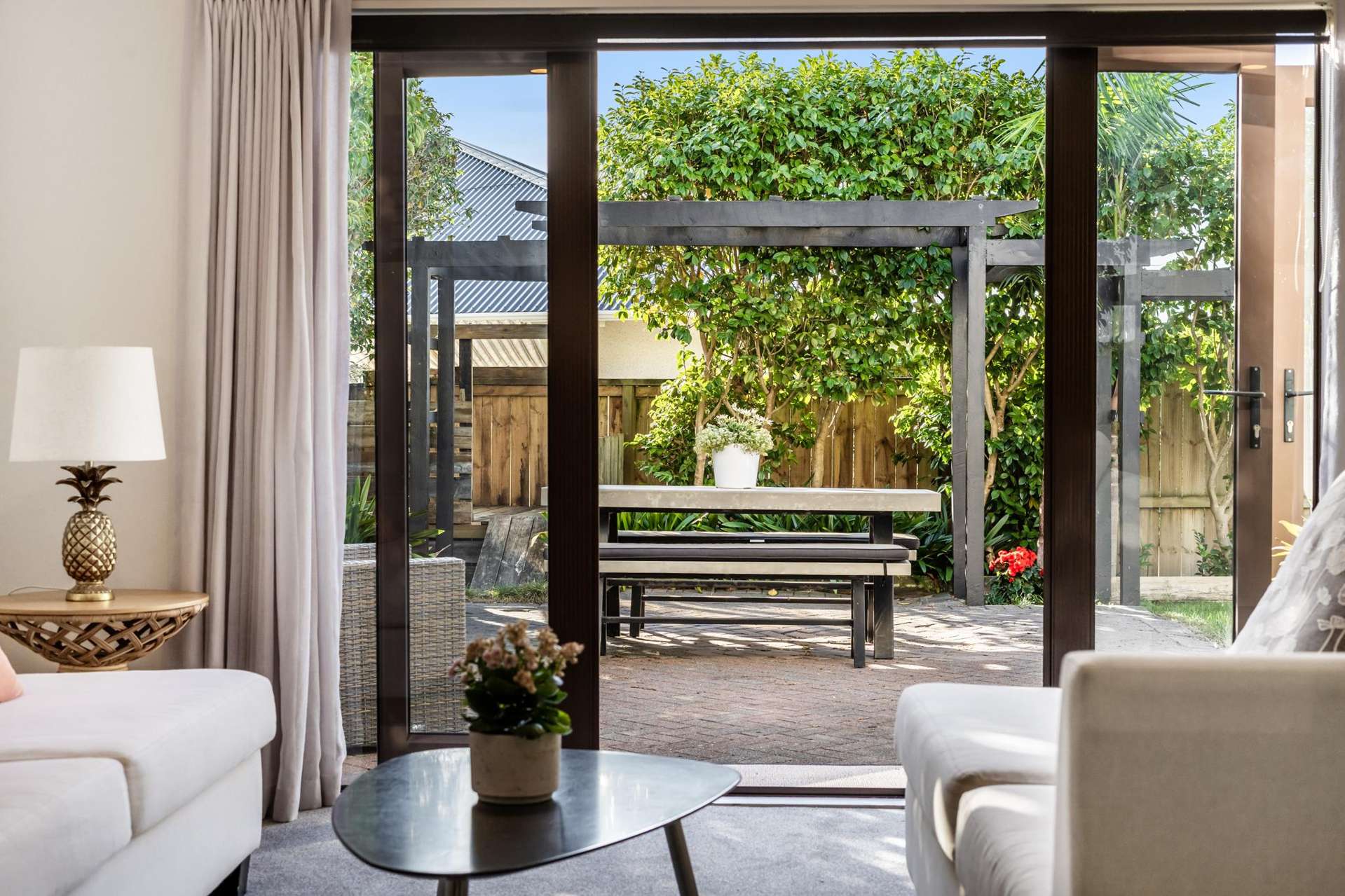 2/13 Waiatarua Road Remuera_0