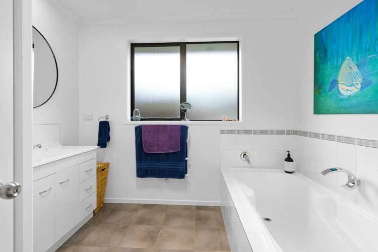 10a Christy Brown Place Leamington_12