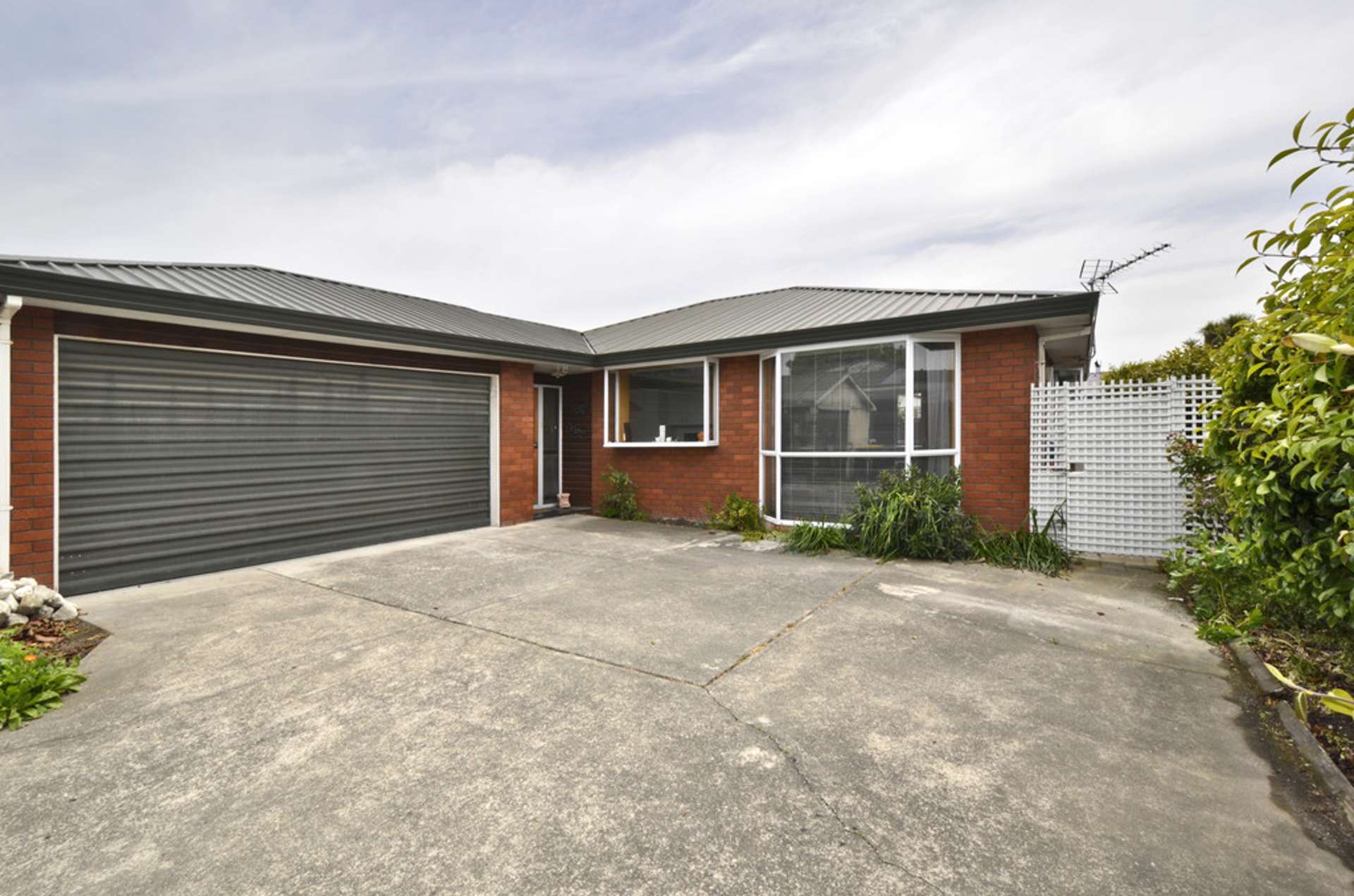 2130/130a Springs Road Hornby_0