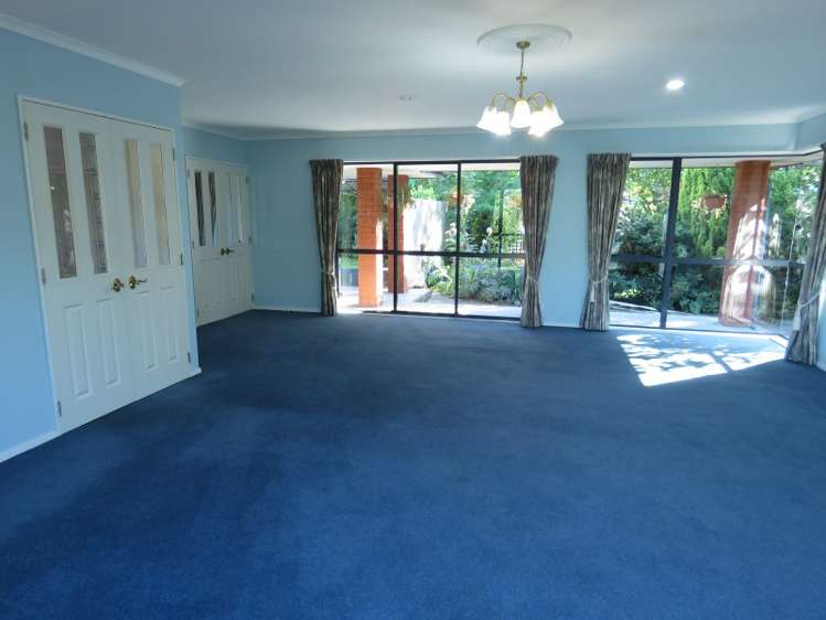 1298 Stanley Road Elgin_10