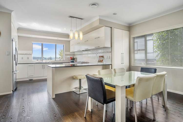 8 Oak View Terrace Schnapper Rock_5