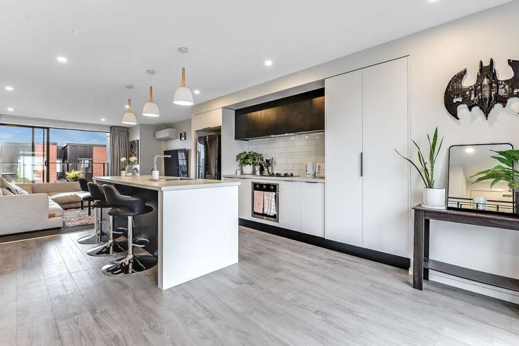 209/182 London Street Hamilton Central_11