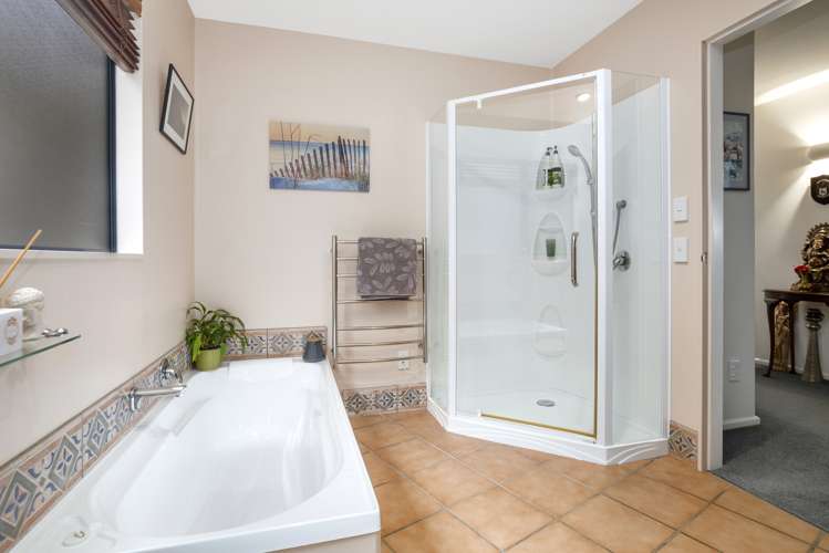 157 Eskdale Road Papakowhai_13