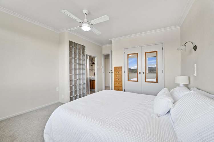 24 Russell Crescent Western Heights_13