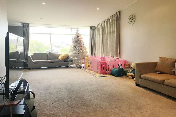 2 Roberts Avenue Belmont_5