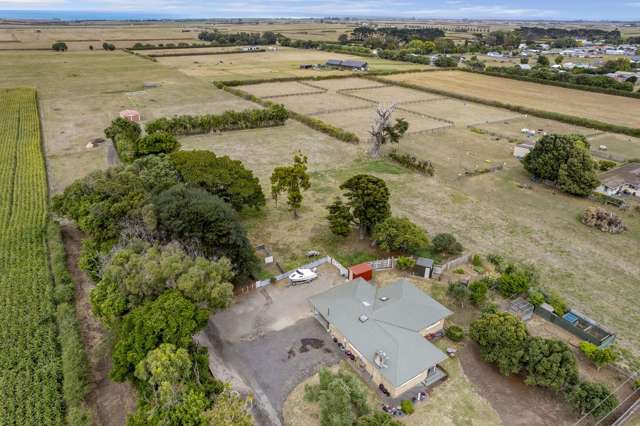 1277 South Road Manaia_2