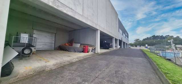 SECURE & FUNCTIONAL STORAGE / TRADESMAN BASE