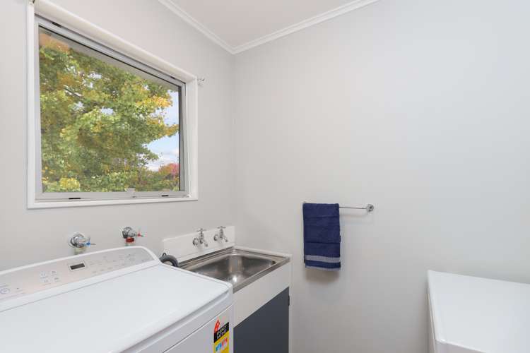 2 Lord Auckland Road Wakefield_9