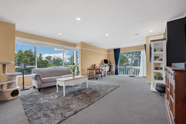 2/11 Heron Place Pakuranga Heights_4