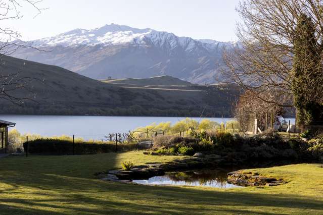 11 Arrowtown-Lake Hayes Road Lake Hayes_4