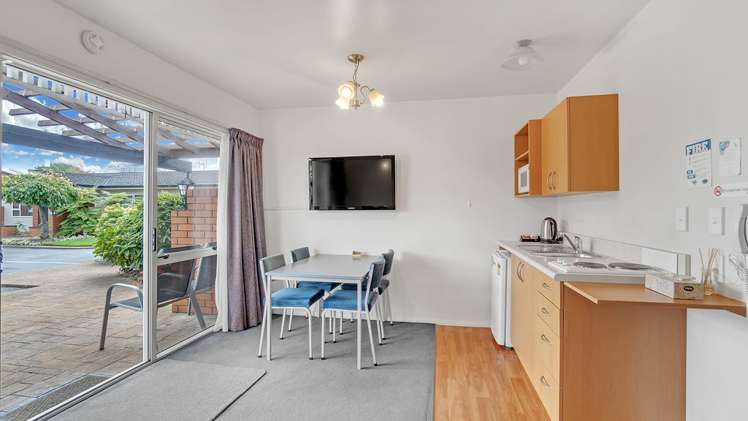 402 Main North Road Redwood_5