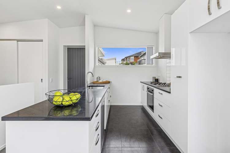 22D Mandalay Terrace Khandallah_9